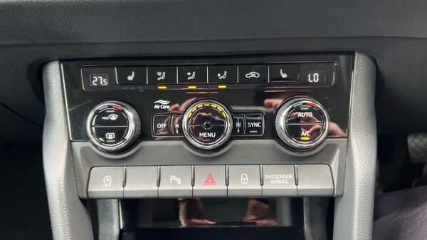 Used Skoda Karoq 2024 for sale - 75595520: Photo 39