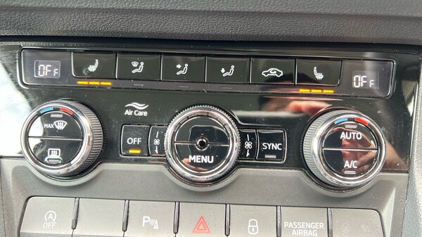 Used Skoda Karoq 2024 for sale - 75595520: Photo 41