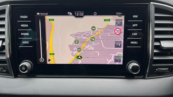 Used Skoda Karoq 2024 for sale - 75595520: Photo 44