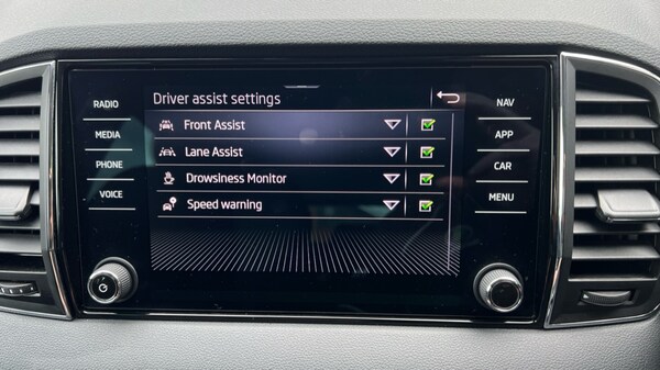 Used Skoda Karoq 2024 for sale - 75595520: Photo 47