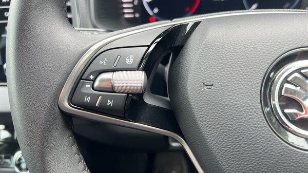 Used Skoda Karoq 2024 for sale - 75595520: Photo 49