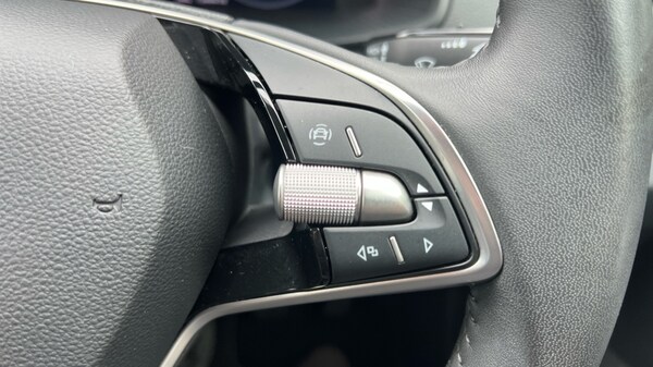 Used Skoda Karoq 2024 for sale - 75595520: Photo 50