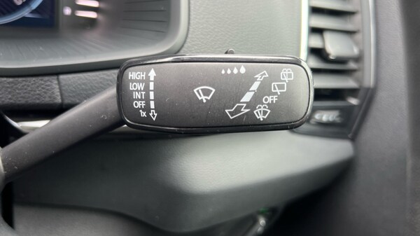 Used Skoda Karoq 2024 for sale - 75595520: Photo 52