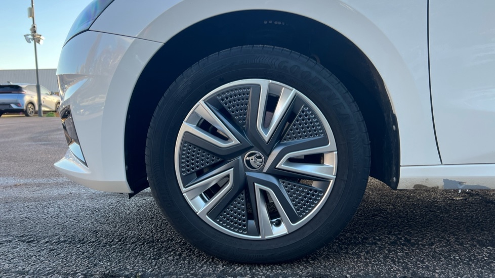 Used Skoda Fabia 2023 for sale - 76872110: Photo 19