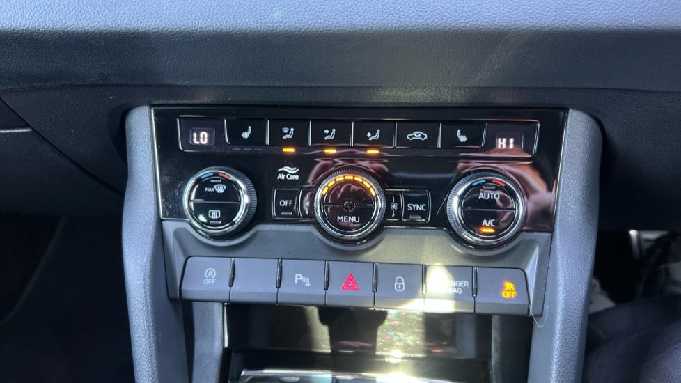 Used Skoda Karoq 2022 for sale - 76873142: Photo 32