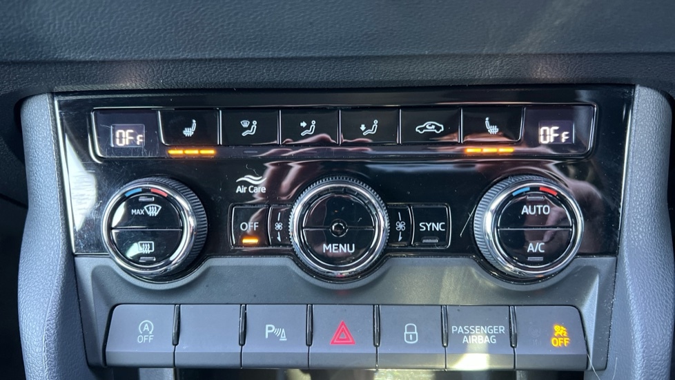 Used Skoda Karoq 2022 for sale - 76873142: Photo 33