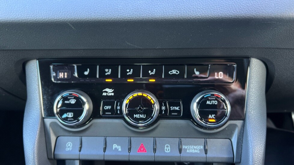 Used Skoda Karoq 2022 for sale - 76635625: Photo 32