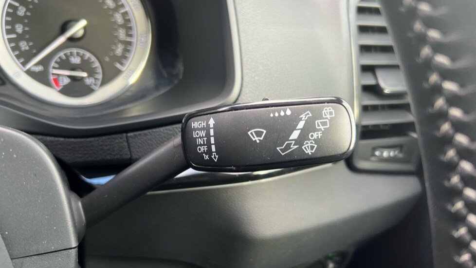 Used Skoda Karoq 2022 for sale - 76635625: Photo 38