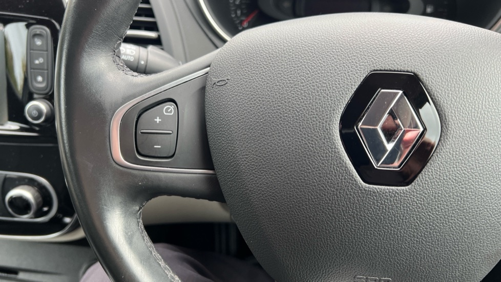 Used Renault Captur 2019 for sale - 76475050: Photo 23