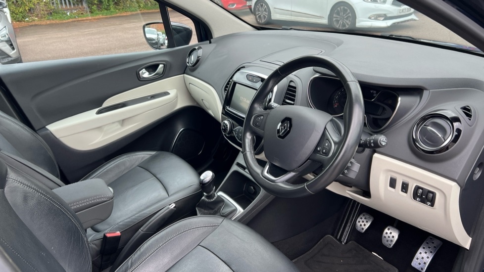 Used Renault Captur 2019 for sale - 76475050: Photo 9