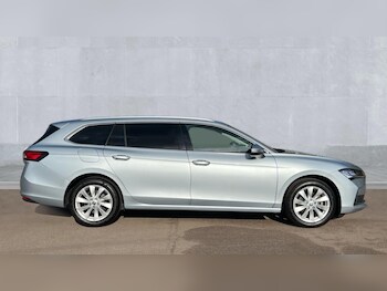 Used Skoda Superb 2024 for sale - 76410597: Photo