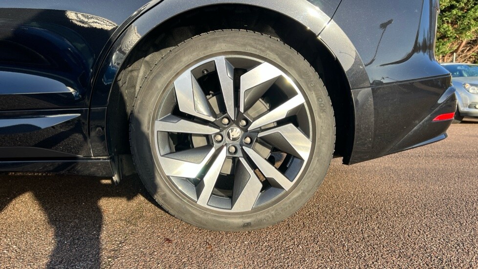 Used Skoda Enyaq 2025 for sale - 77057804: Photo 18