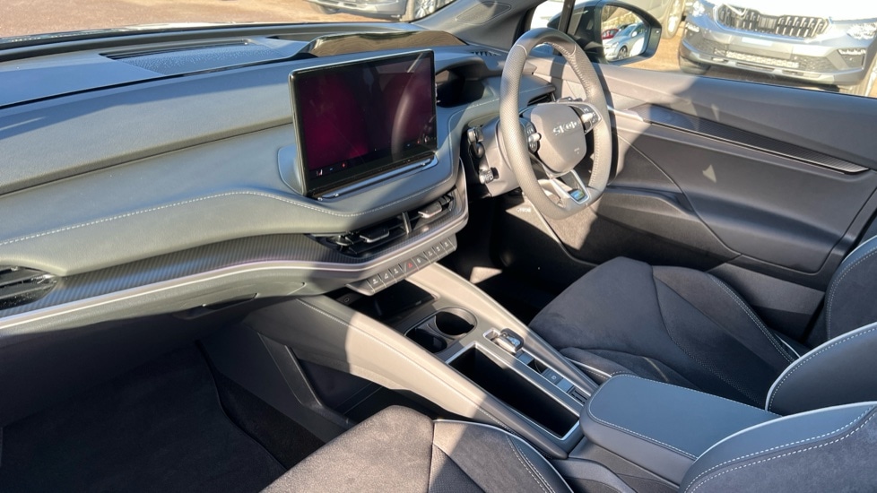 Used Skoda Enyaq 2025 for sale - 77057804: Photo 2