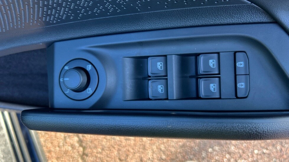 Used Skoda Enyaq 2025 for sale - 77057804: Photo 27