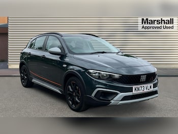 2023 - 1.5 Hybrid 48V Cross Garmin 5dr DDCT