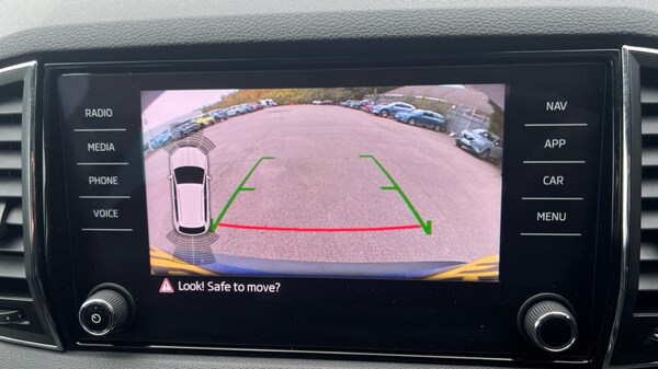 Used Skoda Karoq 2019 for sale - 76130529: Photo 22