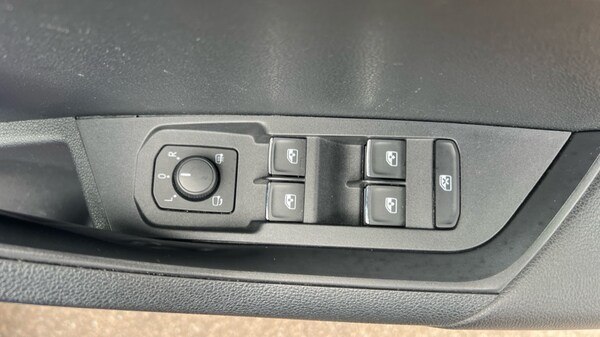 Used Skoda Karoq 2019 for sale - 76130529: Photo 28