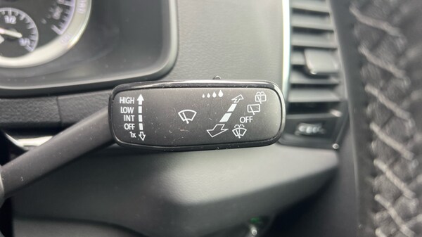 Used Skoda Karoq 2019 for sale - 76130529: Photo 35