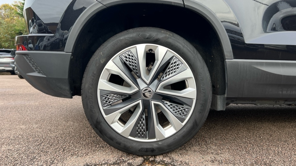 Used Skoda Karoq 2024 for sale - 76870104: Photo 5