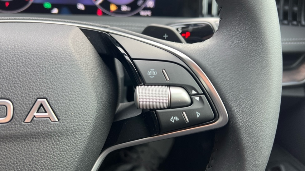 Used Skoda Superb 2025 for sale - 76871254: Photo 34