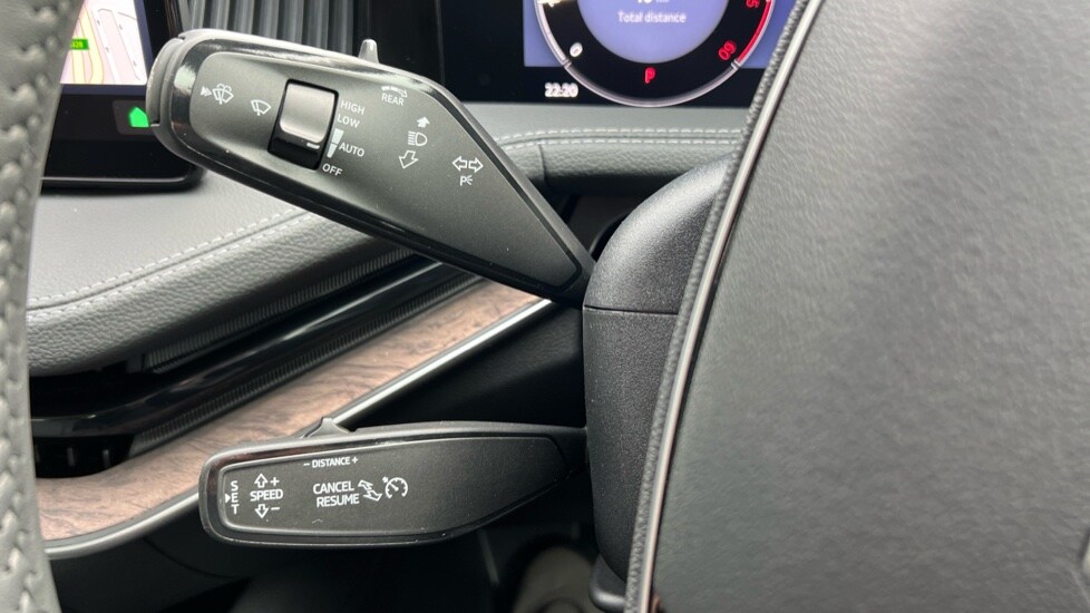 Used Skoda Superb 2025 for sale - 76871254: Photo 35