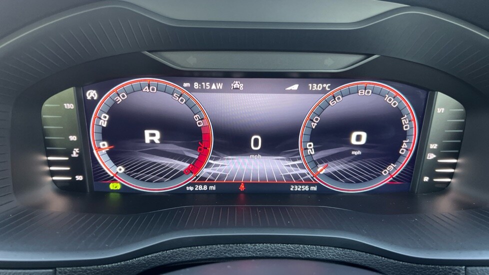 Used Skoda Karoq 2023 for sale - 76623660: Photo 14