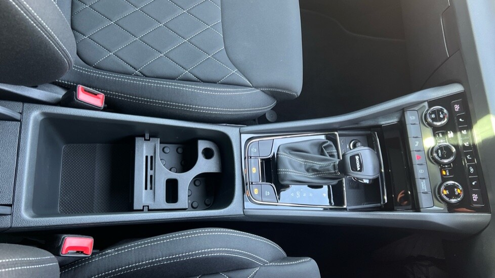 Used Skoda Karoq 2023 for sale - 76623660: Photo 28