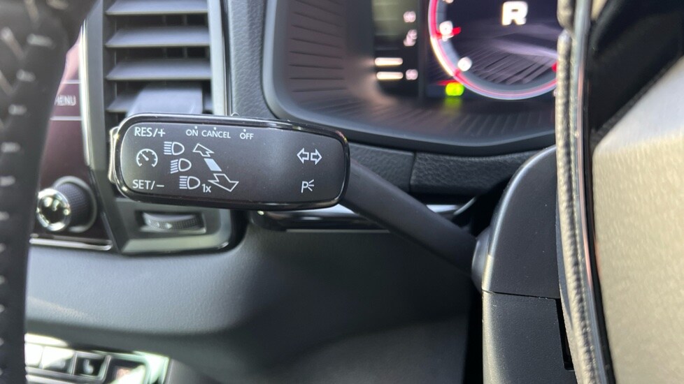 Used Skoda Karoq 2023 for sale - 76623660: Photo 34