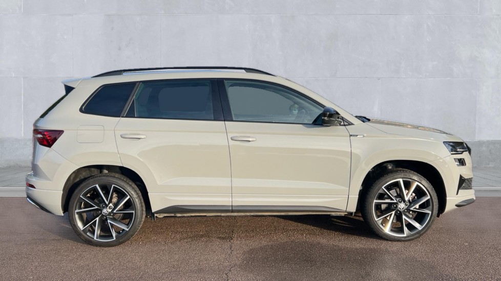 Used Skoda Karoq 2023 for sale - 76623660: Photo 4