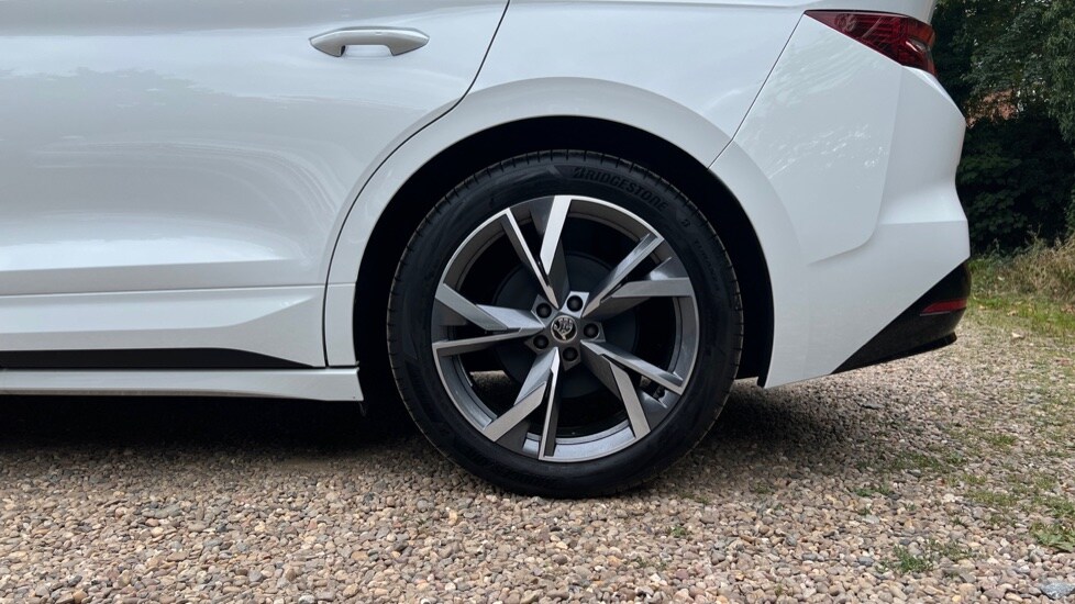 Used Skoda Enyaq 2025 for sale - 77057832: Photo 18