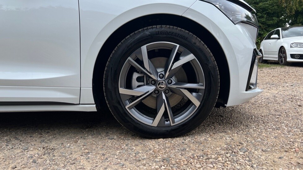 Used Skoda Enyaq 2025 for sale - 77057832: Photo 20