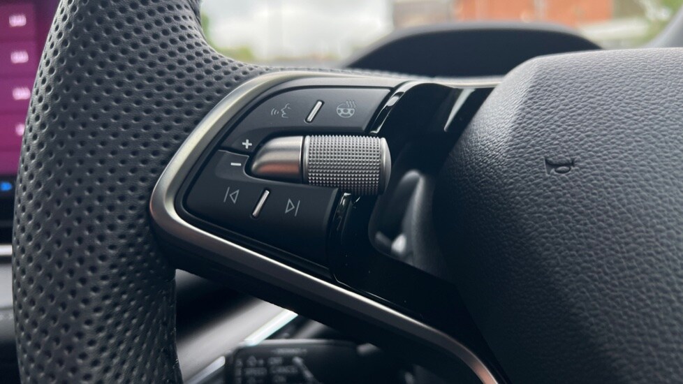 Used Skoda Enyaq 2025 for sale - 77057832: Photo 27