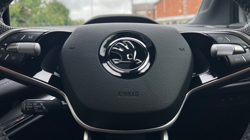 Used Skoda Enyaq 2025 for sale - 77057832: Photo 28