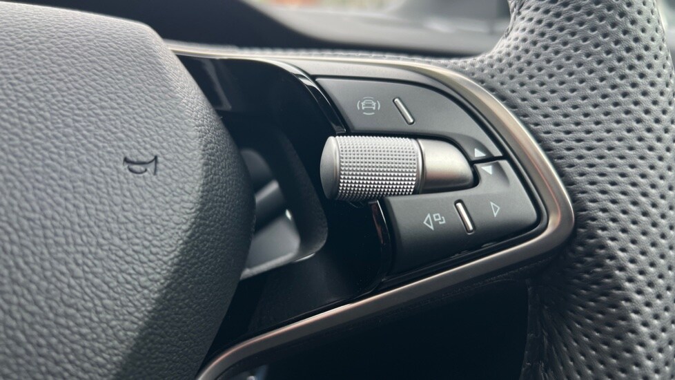 Used Skoda Enyaq 2025 for sale - 77057832: Photo 29