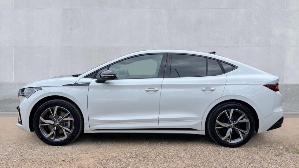 Used Skoda Enyaq 2025 for sale - 77057832: Photo 9