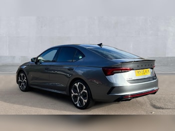 Used Skoda Octavia 2025 for sale - 76552350: Photo