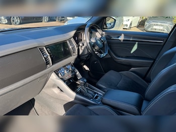 Used Skoda Kodiaq 2024 for sale - 76640249: Photo