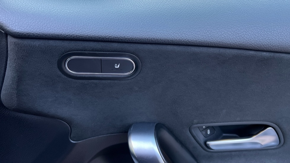 Used Mercedes-Benz A-Class 2019 for sale - 76647820: Photo 31