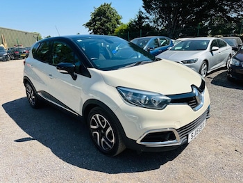 Used Renault Captur 2015 for sale - 79531810: Photo