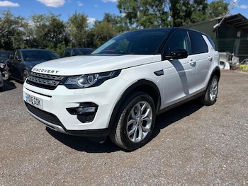 Used Land Rover Discovery Sport 2016 for sale - 79531679: Photo