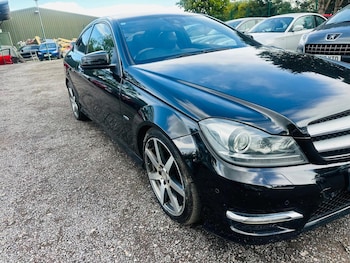 Used Mercedes-Benz C Class 2011 for sale - 79531805: Photo