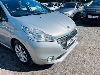 Used Peugeot 208 2014 for sale - 79859089: Photo