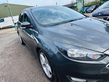 Used Ford Focus 2015 for sale - 79531811: Photo