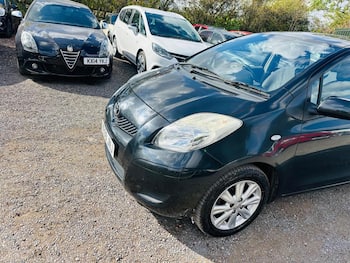Used Toyota Yaris 2009 for sale - 79668371: Photo