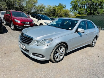 Used Mercedes-Benz E Class 2009 for sale - 79531682: Photo
