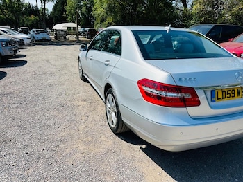 Used Mercedes-Benz E Class 2009 for sale - 79531682: Photo
