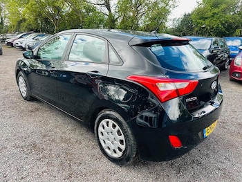 Used Hyundai i30 2012 for sale - 79531809: Photo