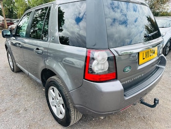 Used Land Rover Freelander 2011 for sale - 79605120: Photo