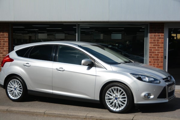 Used Ford Focus 2013 for sale - 52915466: Photo 2