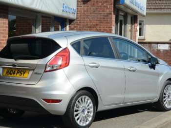Used Ford Fiesta 2014 for sale - 52915389: Photo